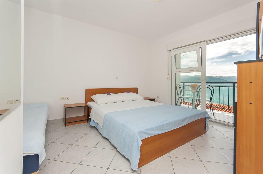 Apartments Marija クレック エクステリア 写真